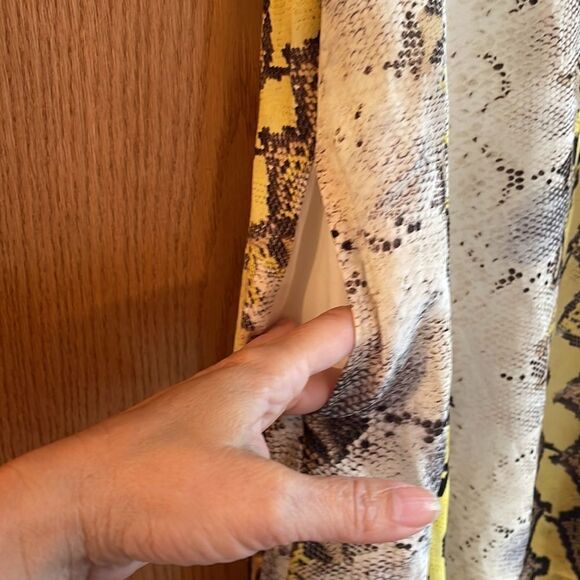 LE LIS Snakeskin Print Spaghetti Strap Dress - Picture 5 of 11